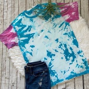 GILDAN tie dye NEW t-shirt blue with pink